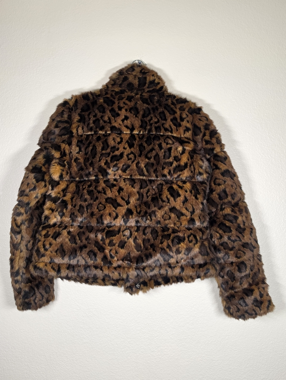 Abercrombie & Fitch Leopard Print Puffer Jacket M - Picture 3 of 5